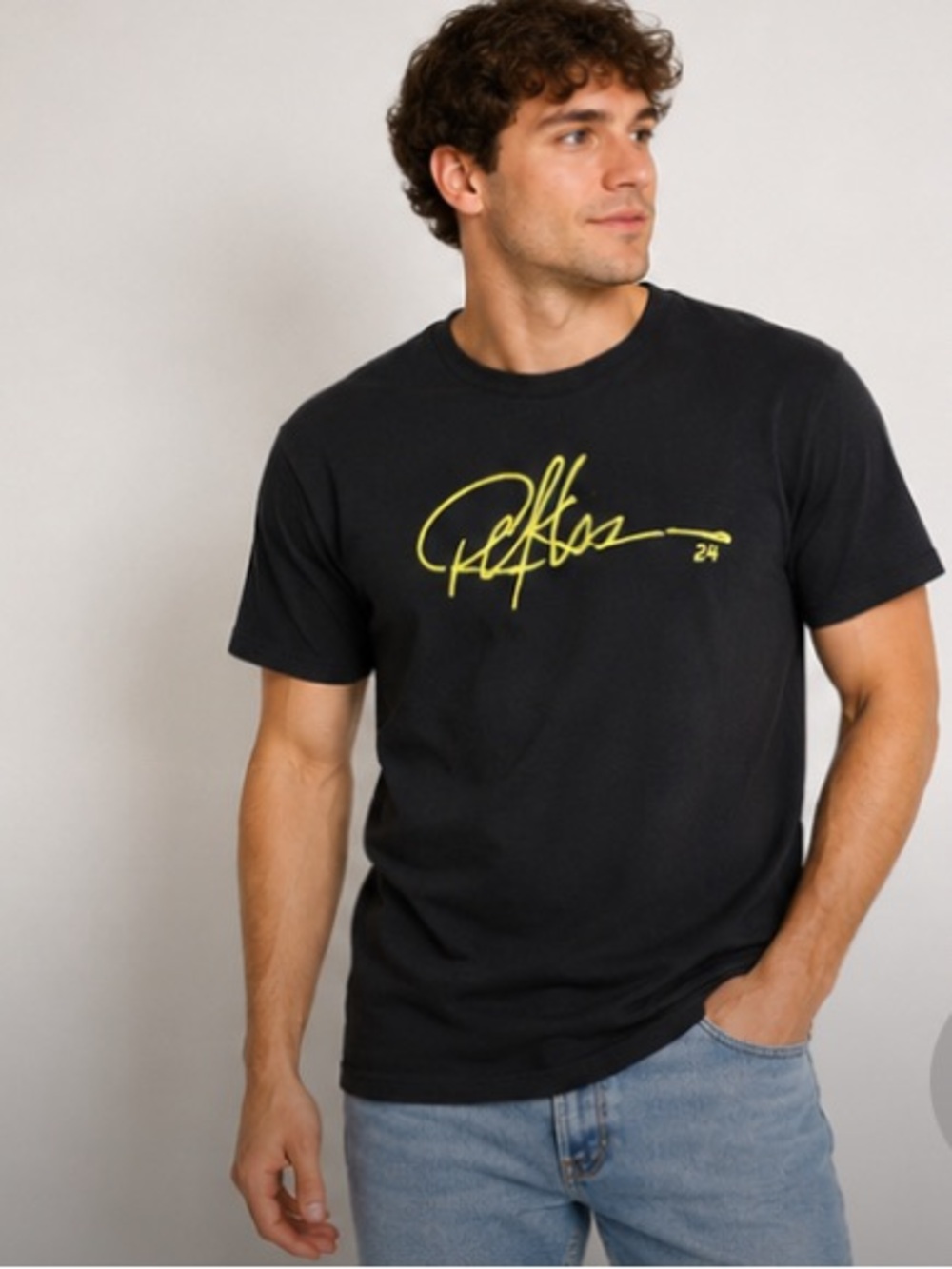 Men’s large graphic tee reckless